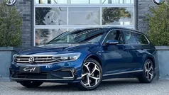 Blauw Gebruikt 2020 VW Passat GTE Stationwagen | € 26.445 (Eerlijke prijs)