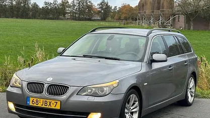 Grijs Occasion 2009 BMW 525 Executive Stationwagen | € 3.499 (Eerlijke prijs)