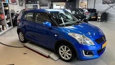 Blauw Gebruikt 2015 Suzuki Swift Hatchback | € 9.950 (Eerlijke prijs)