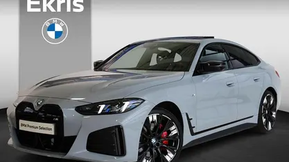 Grijs Occasion 2025 BMW i4 M Sport Sedan | € 62.500 (Eerlijke prijs)