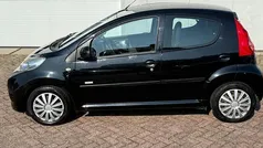 Zwart Gebruikt 2010 Peugeot 107 Hatchback | € 2.750 (Eerlijke prijs)