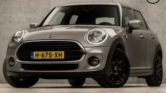 Gebruikt 2020 Mini ONE Business Hatchback | € 17.945 (Eerlijke prijs)