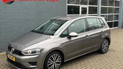 Occasion 2015 VW Golf Sportsvan Highline MPV | € 11.950 (Eerlijke prijs)