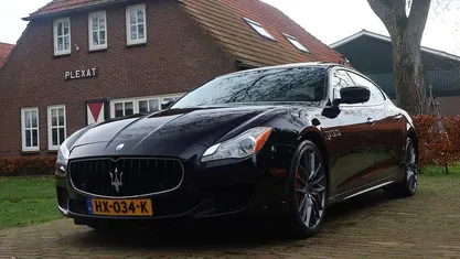 Zwart (metallic) Gebruikt 2016 Maserati Quattroporte Sedan | € 26.945 (Super prijs)