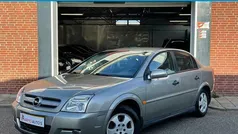 Grijs Gebruikt 2003 Opel Vectra Comfort Sedan | € 999 (Eerlijke prijs)