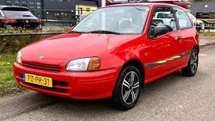Rood Gebruikt 1997 Toyota Starlet Hatchback | € 1.699 (Eerlijke prijs)