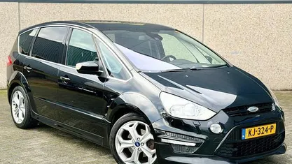 Zwart Gebruikt 2012 Ford S-MAX S MPV | € 8.995 (Eerlijke prijs)