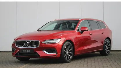 Occasion 2020 Volvo V60 Business Edition Stationwagen | € 31.950 (Eerlijke prijs)