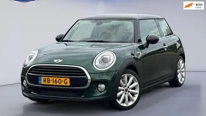 Gebruikt 2017 Mini Cooper Business Hatchback | € 16.850 (Eerlijke prijs)