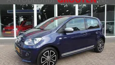 Blauw Gebruikt 2015 VW up! CLUB Hatchback | € 7.499 (Eerlijke prijs)