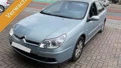 Blauw Gebruikt 2005 Citroën C5 Exclusive Hatchback | € 1.795 (Super prijs)