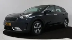 Blauw Gebruikt 2016 Kia Niro First Edition SUV | € 14.325 (Eerlijke prijs)