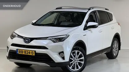 Gebruikt 2017 Toyota RAV4 Executive SUV | € 26.945 (Eerlijke prijs)