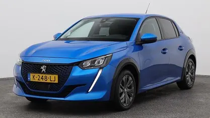 Occasion 2020 Peugeot e-208 Allure Hatchback | € 11.400 (Goede deal)