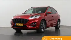 Rood Gebruikt 2021 Ford Kuga ST-Line X SUV | € 27.730 (Eerlijke prijs)