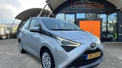 Occasion 2019 Toyota Aygo X-play Hatchback | € 9.980 (Goede deal)