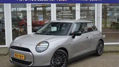 Grijs Nieuw 2025 Mini Cooper Essential Hatchback | € 27.650 (Goede deal)