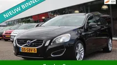 Zwart Gebruikt 2011 Volvo V60 Summum Stationwagen | € 8.945 (Eerlijke prijs)