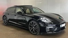 Zwart Gebruikt 2021 Porsche Panamera S E-Hybrid Sport Turismo Sedan | € 92.650 (Eerlijke prijs)