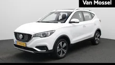 Gebruikt 2021 MG ZS Luxury Sedan | € 16.900 (Eerlijke prijs)