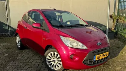 Occasion Ford Ka Titanium 69 PK (50 kW) 2011 Rood (metallic) Hatchback