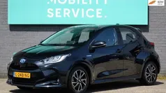 Zwart Gebruikt 2021 Toyota Yaris Business Edition Hatchback | € 18.964 (Eerlijke prijs)
