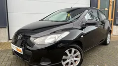 Zwart Gebruikt 2009 Mazda 2 Hatchback | € 4.599 (Eerlijke prijs)