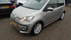 Grijs Gebruikt 2015 VW up! high up! Hatchback | € 5.950 (Goede deal)