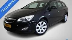 Zwart Gebruikt 2012 Opel Astra Cosmo Stationwagen | € 4.950 (Eerlijke prijs)
