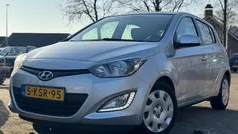 Grijs Gebruikt 2014 Hyundai i20 Hatchback | € 5.999 (Eerlijke prijs)