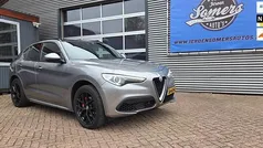 Grijs Gebruikt 2018 Alfa Romeo Stelvio Super SUV | € 20.950 (Super prijs)