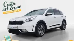 (ud) clear white s Gebruikt 2018 Kia Niro SUV | € 18.940 (Eerlijke prijs)