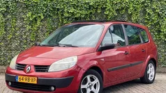 Rood Gebruikt 2005 Renault Grand Scénic II Luxe MPV | € 1.450 (Eerlijke prijs)