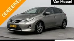 Gebruikt 2014 Toyota Auris Hybrid Hatchback | € 13.400 (Eerlijke prijs)