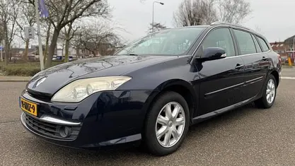 Occasion 2008 Renault Laguna III Stationwagen | € 2.395 (Eerlijke prijs)