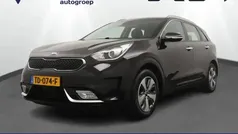 Zwart Gebruikt 2018 Kia Niro SUV | € 15.950 (Eerlijke prijs)