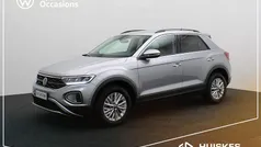 Grijs Gebruikt 2023 VW T-Roc Life SUV | € 24.000 (Goede deal)