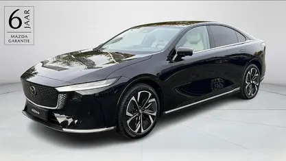 Occasion 2025 Mazda 6e Takumi-Line Hatchback | € 44.040 (Eerlijke prijs)