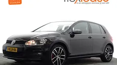 Zwart Gebruikt 2013 VW Golf VII Highline Hatchback | € 8.900 (Eerlijke prijs)