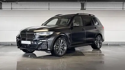Zwart Occasion 2023 BMW X7 M Sport SUV | € 119.900 (Eerlijke prijs)