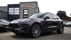 Grijs Gebruikt 2017 Porsche Macan Turbo Performance Package SUV | € 54.995 (Eerlijke prijs)
