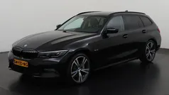 Zwart Gebruikt 2022 BMW 330e M Sport Stationwagen | € 34.895 (Super prijs)