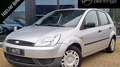 Gebruikt 2002 Ford Fiesta Ambiente Hatchback | € 1.245 (Eerlijke prijs)