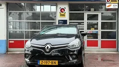 Zwart Gebruikt 2017 Renault Clio IV Intens Hatchback | € 10.950 (Eerlijke prijs)
