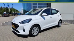 Wit Gebruikt 2023 Hyundai i10 Comfort Hatchback | € 15.935 (Eerlijke prijs)