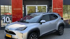 Grijs Gebruikt 2024 Toyota Yaris Cross Edition SUV | € 29.900 (Eerlijke prijs)