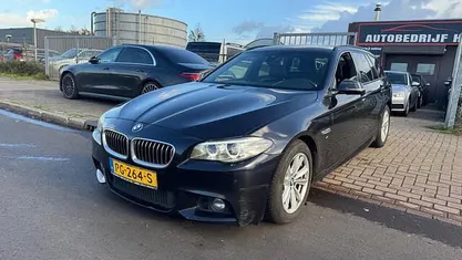 Zwart Gebruikt 2013 BMW 530 M Sport Stationwagen | € 8.450 (Eerlijke prijs)