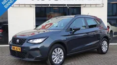 Grijs Gebruikt 2024 Seat Arona Style SUV | € 24.900 (Eerlijke prijs)