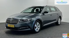 Grijs Gebruikt 2021 Skoda Superb Business Line Stationwagen | € 23.500 (Eerlijke prijs)