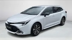 Gebruikt 2024 Toyota Corolla Stationwagen | € 39.807 (Eerlijke prijs)